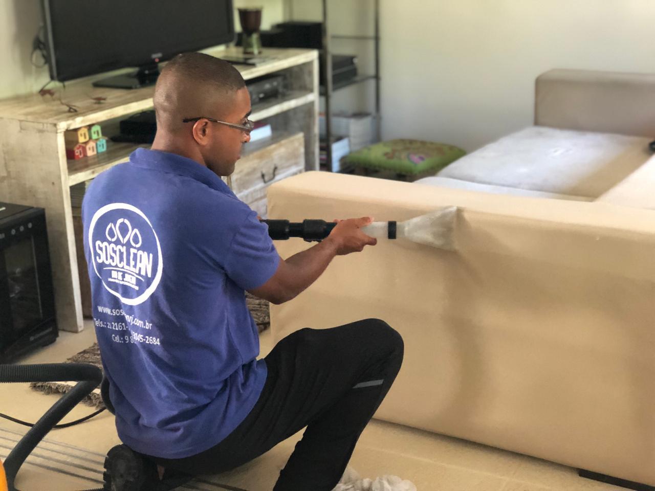 Especialistas em Limpeza de Sofá SOS Clean Faz